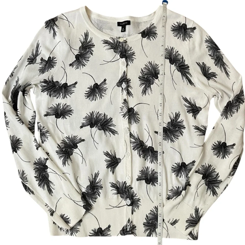 Talbots Floral Print Cardigan Sweater Cream Black Button Front Women’s Medium‎